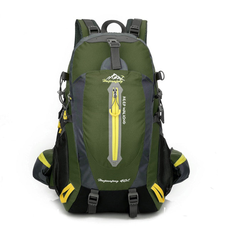 mochila-mountin-verde-escura-detalhe-preto